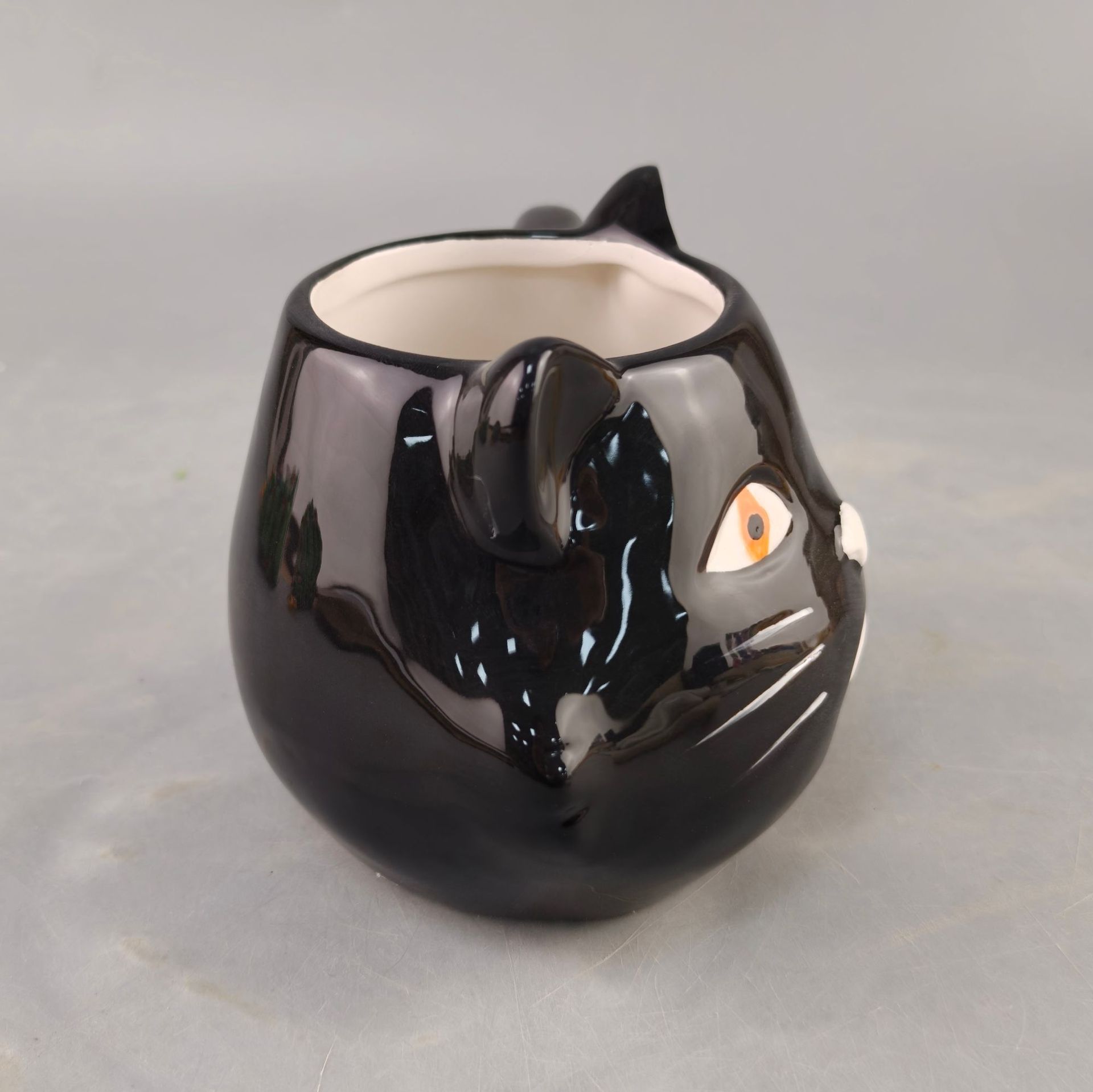 Inventario de cerámica de Halloween gato negro creativo lindo animal taza de marca de dibujos animados taza de agua de cerámica artesanía