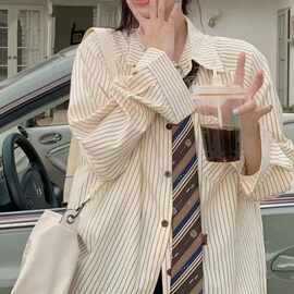 学院风复古条纹衬衫设计感春秋新款长袖宽松休闲百搭衬衣上衣女