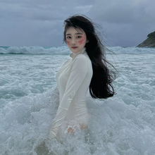 尾波冲浪高领泳衣女长袖长裤专业防晒UPF50+连体速干潜水服水母衣