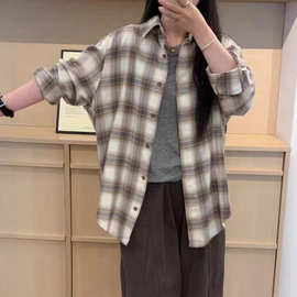 跨境美式复古长袖衬衫女秋季新款设计感小众百搭宽松外套格子衬衣