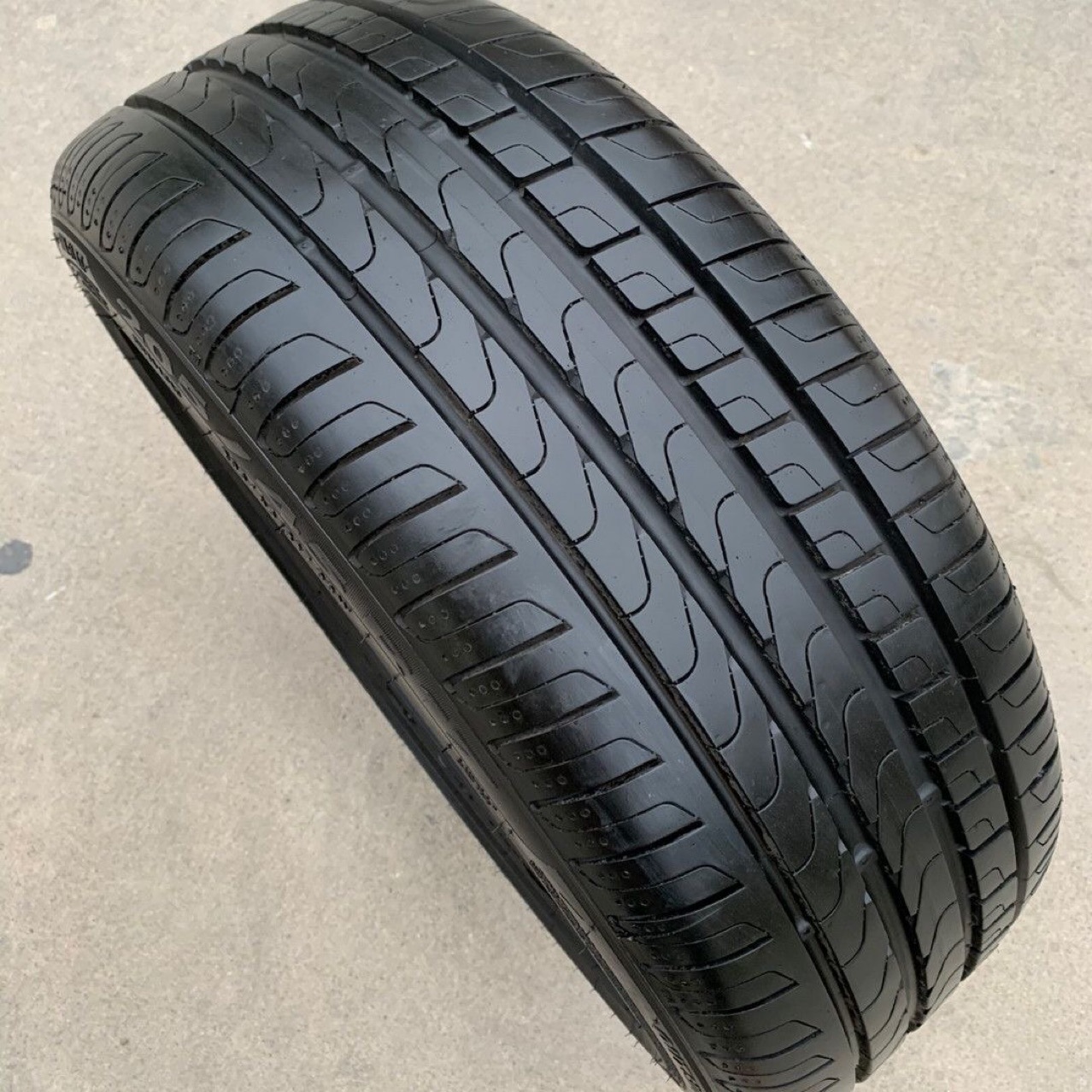 Pirelli Tire 235/60R18 Scorpion Verde 103V Volvo S40 Mercedes-Benz Explosion-Proof Moe Matching Set