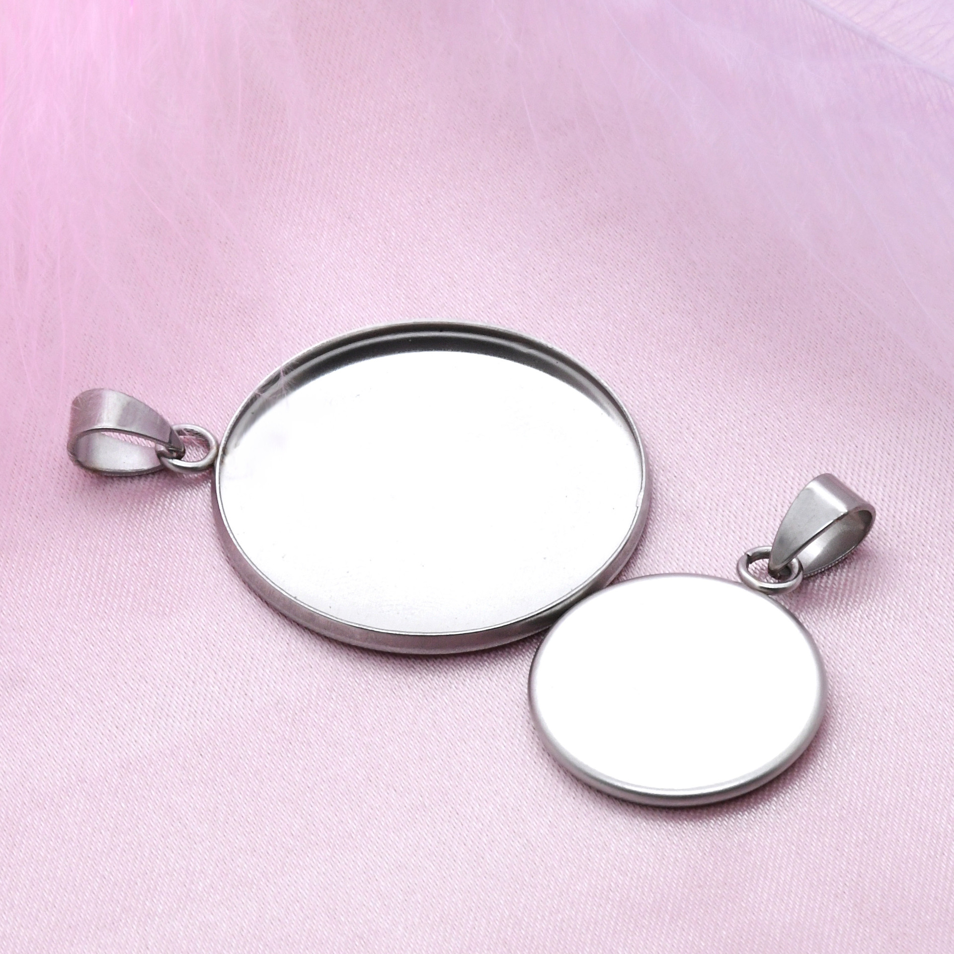 卸売りステンレス多規格DIY時間宝石円盤底托ペンダントペット吊り下げブランドネックレスアクセサリー部品