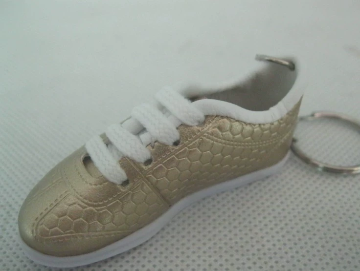 Simulation sneaker keychain shoe keychain sneaker key