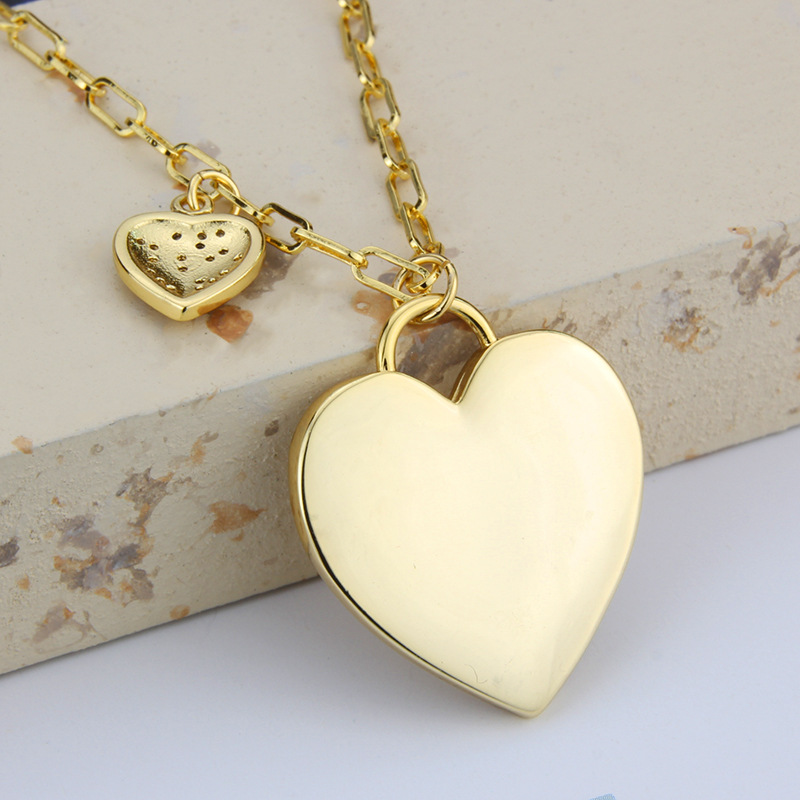 Fashion Heart-shaped Pendant Copper Gold-plated Heartbeat Inlaid Zirconium Necklace display picture 5