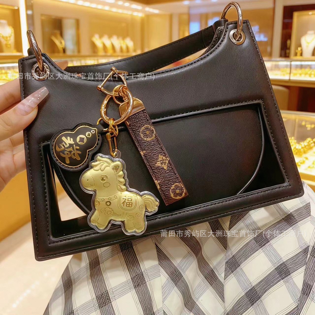 Año del Caballo de oro llavero de automóvil pequeño colgante 999 dinero de inmediato bolso llavero personalizado pequeño regalo