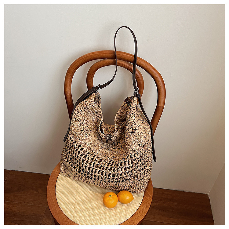 2025 New summer French laid-back seaside vacation bag, niche straw woven bag, hand-woven women's bag, large capacity undefined