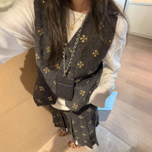 时尚复古风四叶草重工毛呢钉珠马甲女2025秋冬叠穿内搭背心上衣