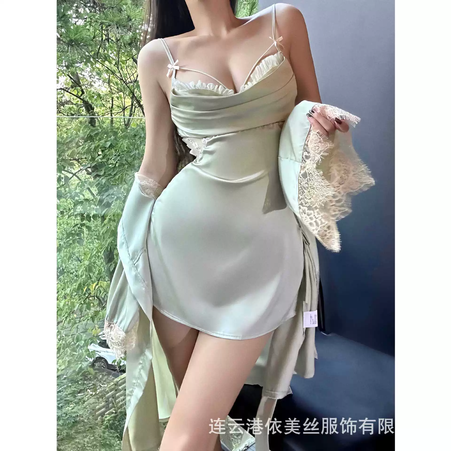 曼欲 Sexy silk lace silky pijama, high-quality style, backless, lifting effect