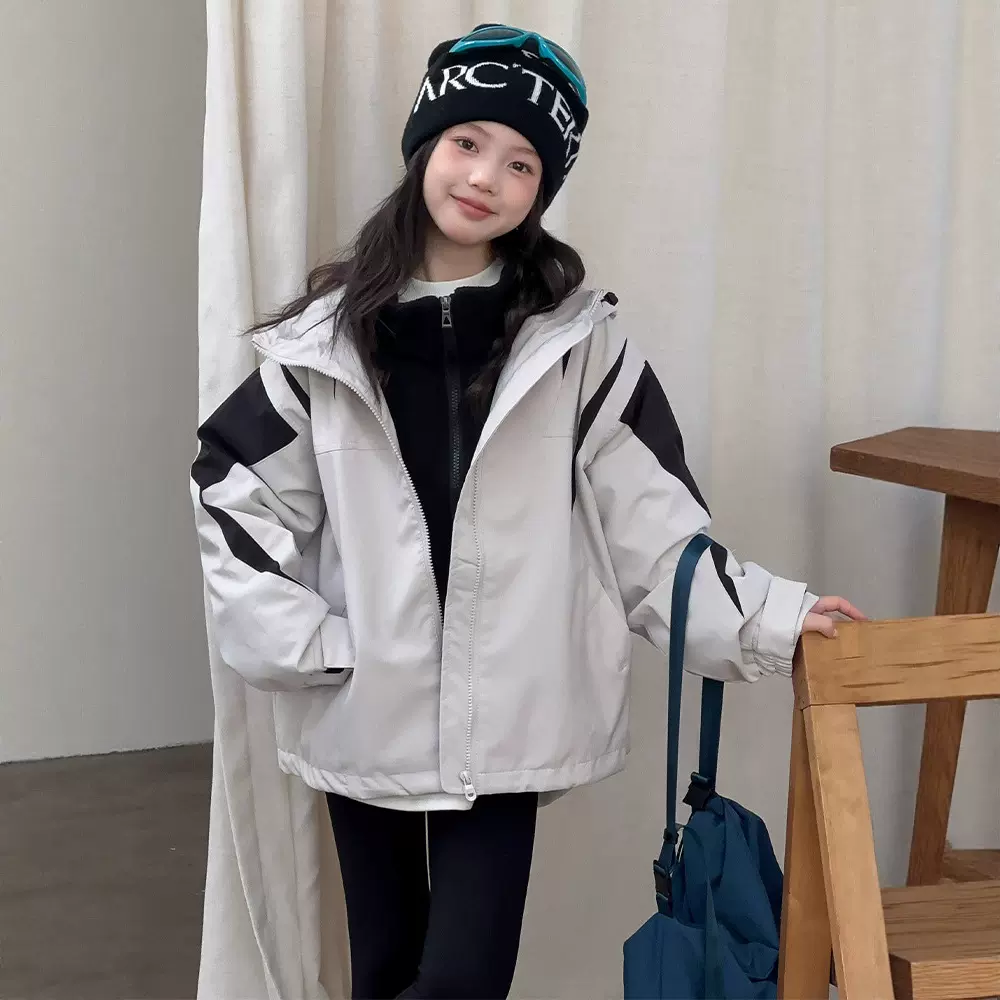 女童冲锋衣秋冬款三合一可拆卸儿童户外运动服女大童加厚风衣外套