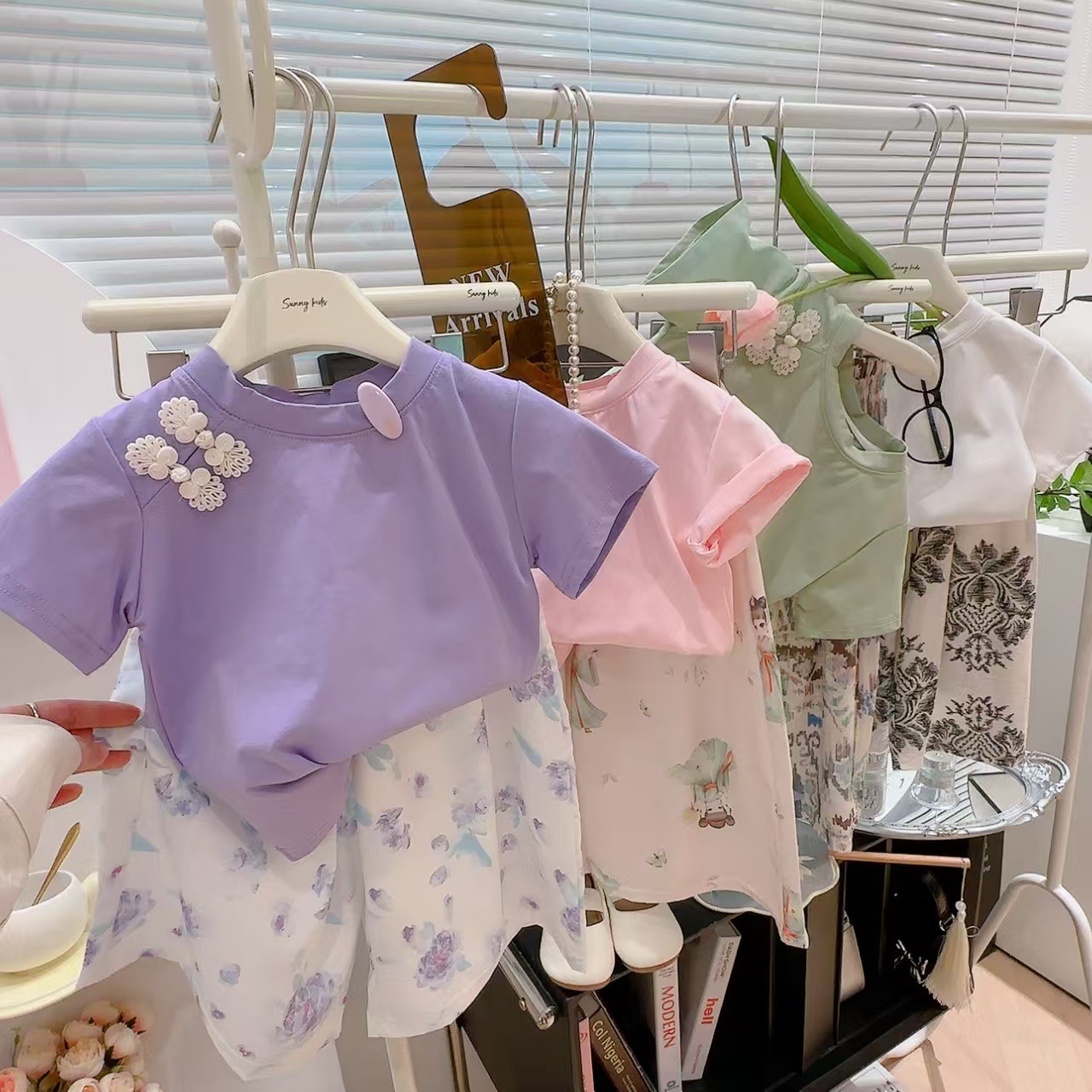 Girls 2025 Chinese-Style Summer Short-Sleeve Two-Piece Set for Toddlers and Children, Thin Princess-Style National Style Princess Outfit