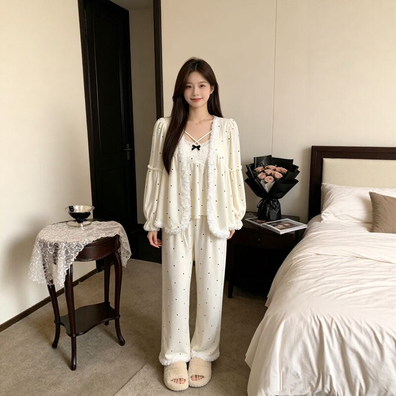 2026 New Cream-Colored Polka Dot Long-Sleeve Home Wear Set for Women, Autumn and Winter Island Velvet Double-Sided Pajamas Three-Piece Set