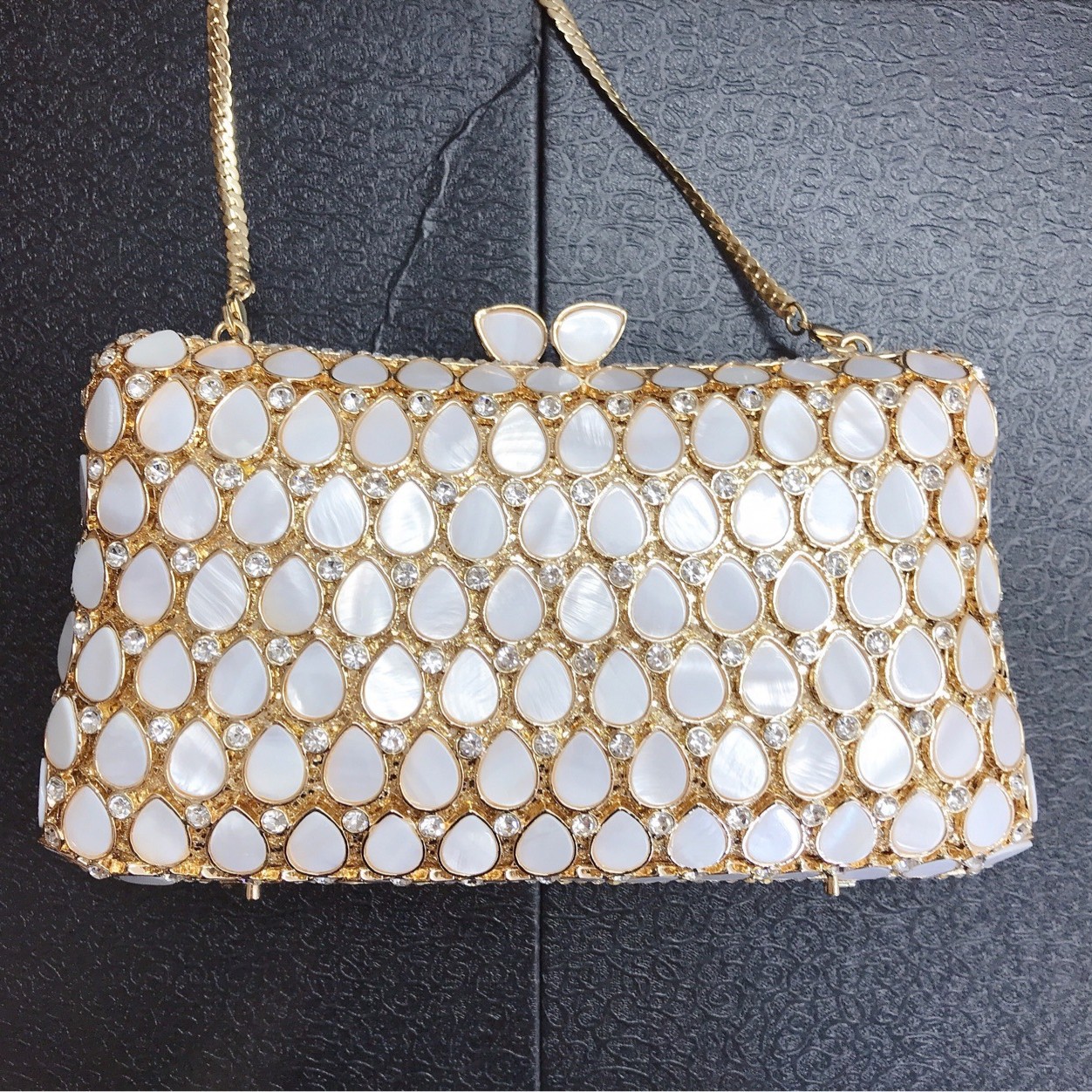 Túi clutch nữ đính đá pha lê hình giọt nước dự tiệc — Màu vàng