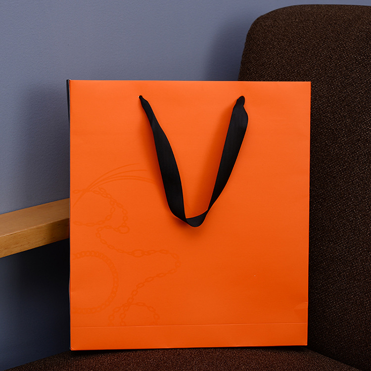 New Square gift box simple silk scarf packing box orange cover box clothing bag customizable logo