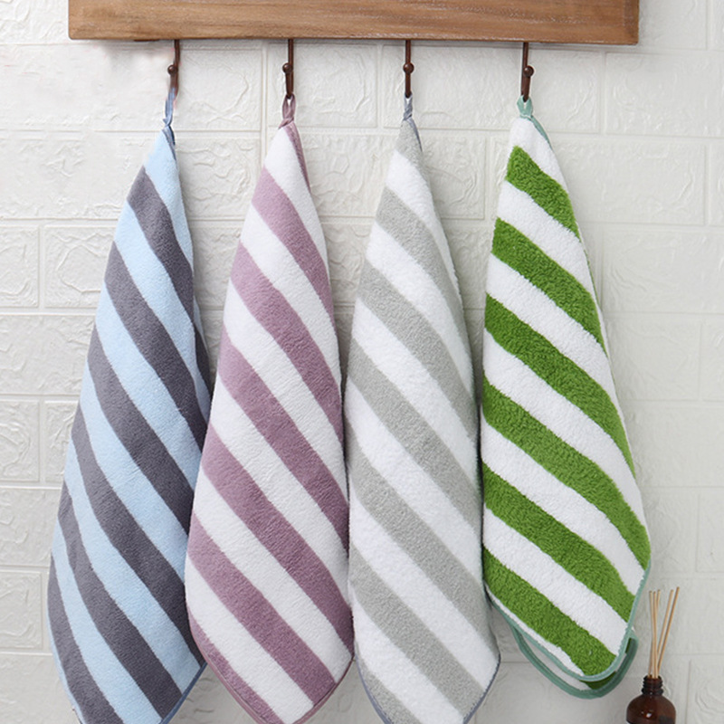 toalla de banda ancha de lana de coral, borde de urdimbre, baño suave y grueso, absorción de agua colgante, toallas domésticas de absorción de agua, secado rápido