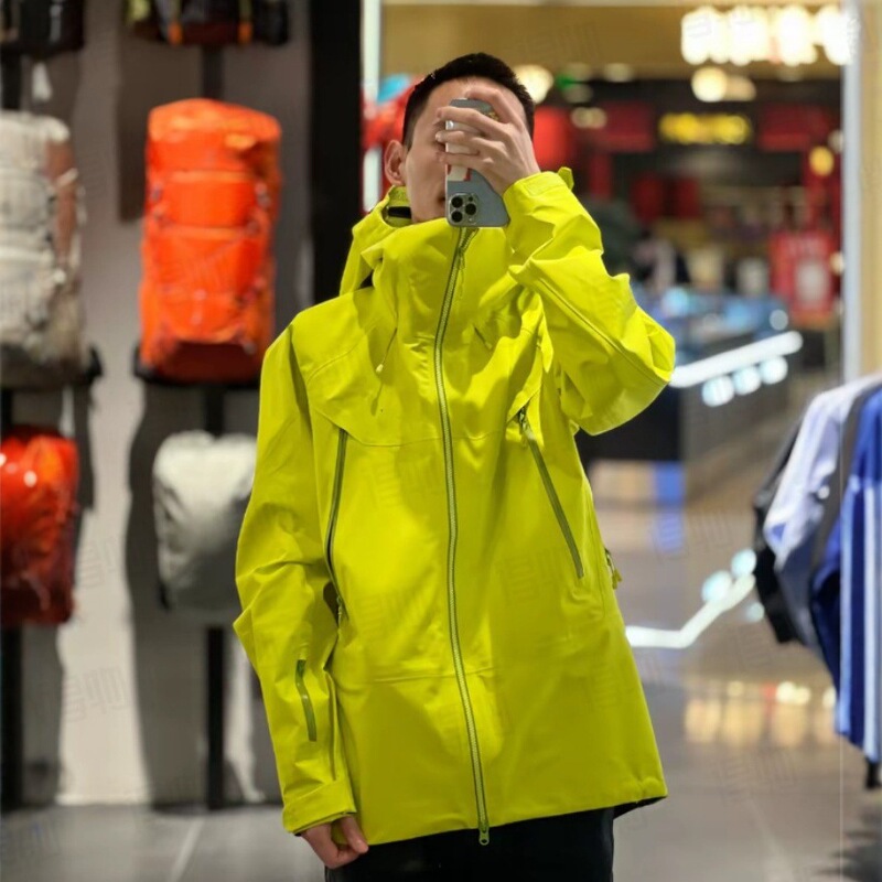 Wholesale Sunstone Kls Same Style Mont X-Pro All-Weather Hard Shell Jacket, Windproof and Waterproof, a Must-Have for Travel Wholesale Sunstone Kls Same Style Mont X-Pro All-Weather Hard Shell Jacket, Windproof and Waterproof, a Must-Have for Travel
