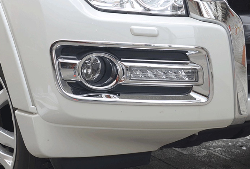 Suitable for Mitsubishi Pajero Rearview Mirror, Door Handle, Rain Shield, Fog Lamp Cover, Tail Light Cover, Door Edge Strip