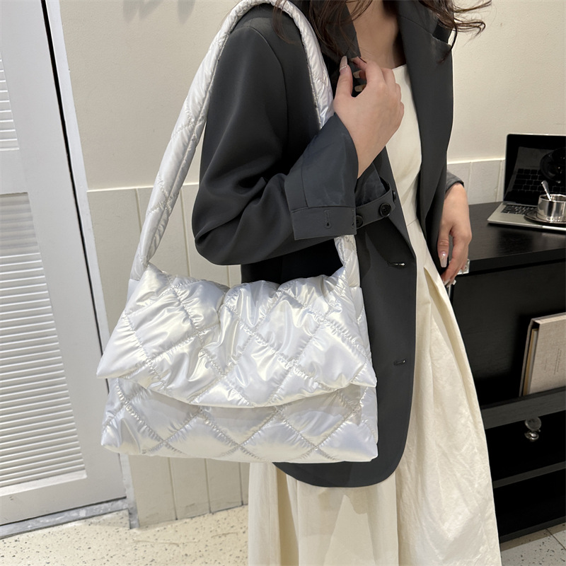 Shoulder Bag Bags Type Casual, Daily Occasion Women's Nylon Down Solid Color Classic Style Square Flip Cover Shoulder Bag