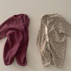 【6045人コレクション】春の赤ちゃんワッフルの花の連体服新生児服秋の赤ちゃんの胸ボタン