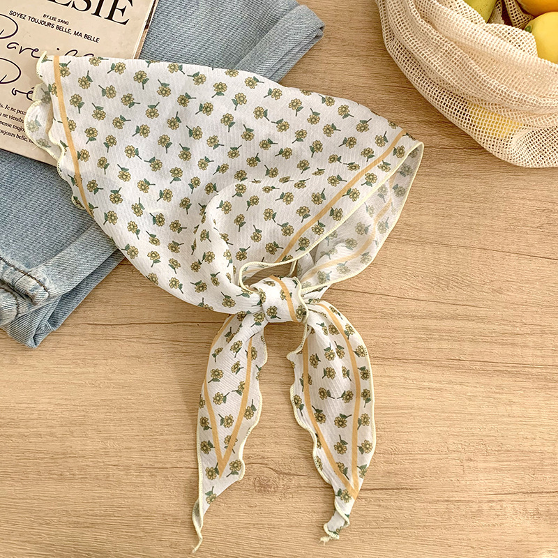 Bufanda de seda nuevo estilo protector para el cuello bufanda para el cuello pequeño y fresco pañuelo floral a cuadros cinturón para el cabello para atar el cabello bufanda triangular multiusos para atar la cintura