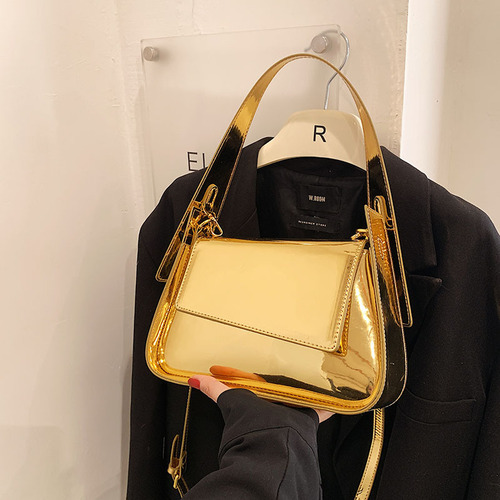 Stylish Trendy Y2K Hot Girl Bag with Glossy Surface, Unique Underarm Bag for Women, Handbag with a Sense of Sophistication, Fashionable Single-Shoulder Bag