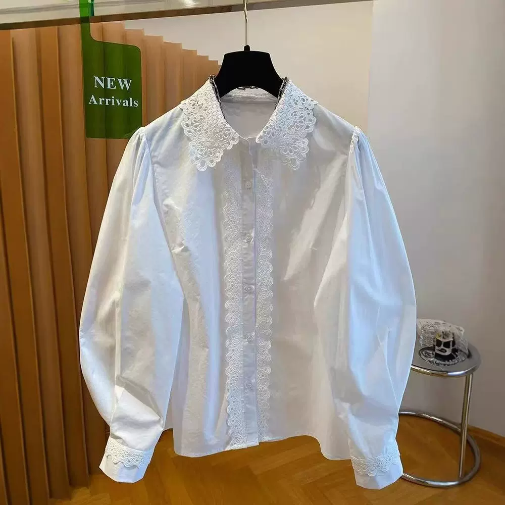 高级感蕾丝花边拼接翻领衬衫女2025早春新款宽松漂亮白色衬衣上衣