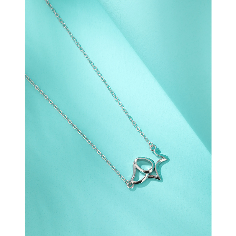 925 plata esterlina hueco collar de cachorro mujer Europa y América de moda animal minimalista perro colgante clavícula joyería transfronteriza