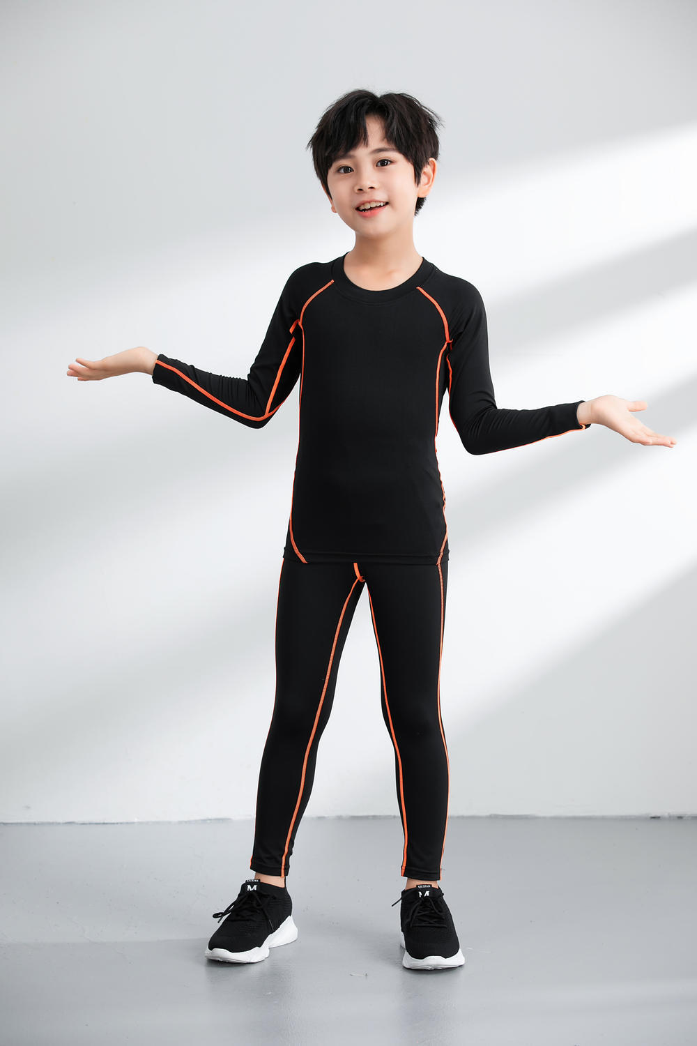 Niños de mangas largas traje de camiseta de fútbol de baloncesto ropa de fitness se puede imprimir 310 con lana se puede usar fuera