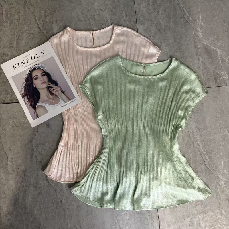 2688 Light Luxury Compressed Pleated Waist-Cinching Satin Blouse Qiaoqiao 2688 Light Luxury Compressed Pleated Waist-Cinching Satin Blouse Qiaoqiao