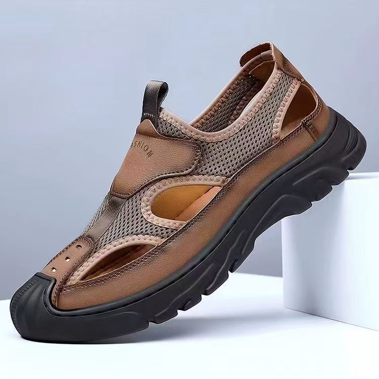 Sandalias Baotou verano antideslizante nuevo estilo malla hueca agujeros transpirables zapatos para hombres zapatos de playa de ocio al aire libre hombres