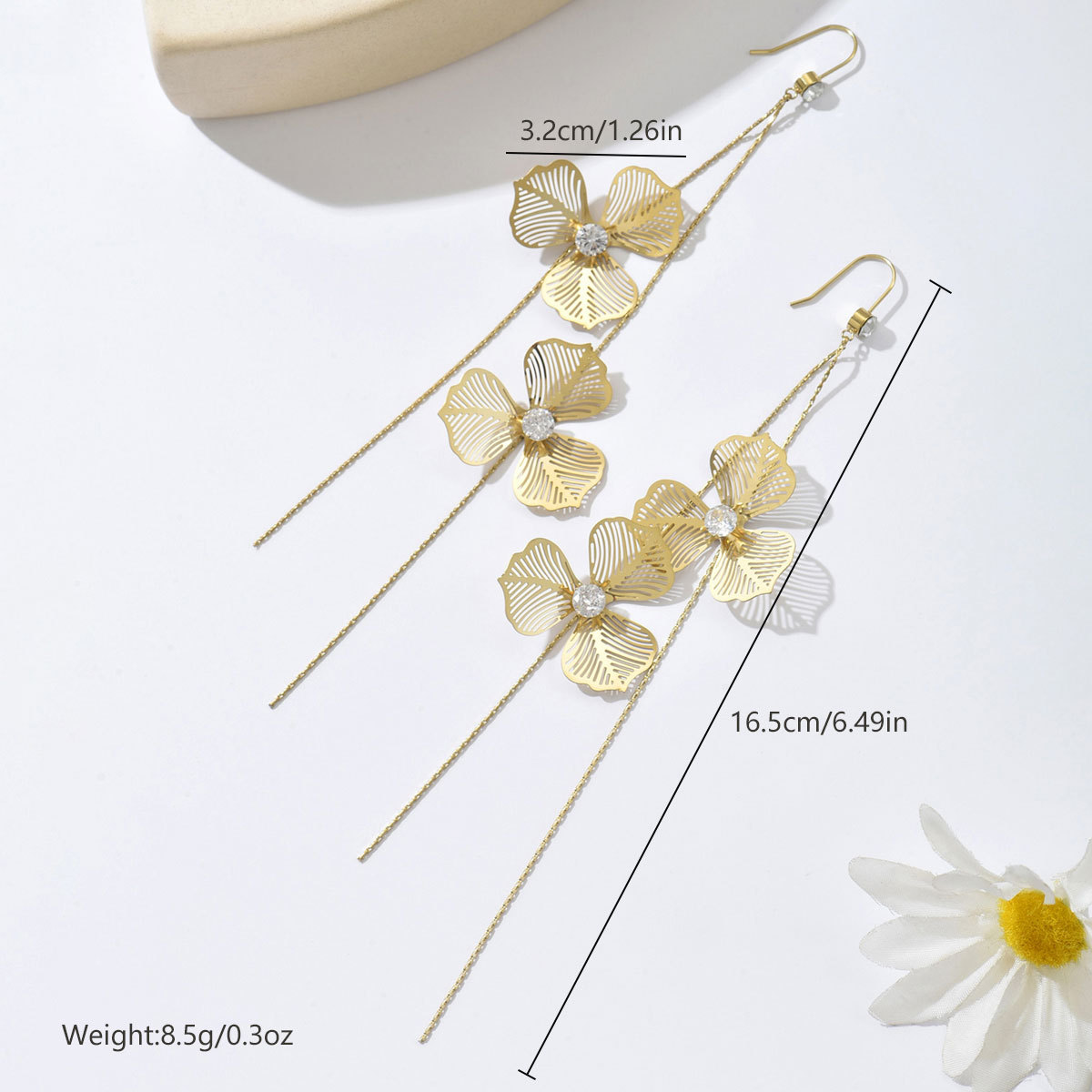 elegant retro sophisticated earrings with tassels with zircon