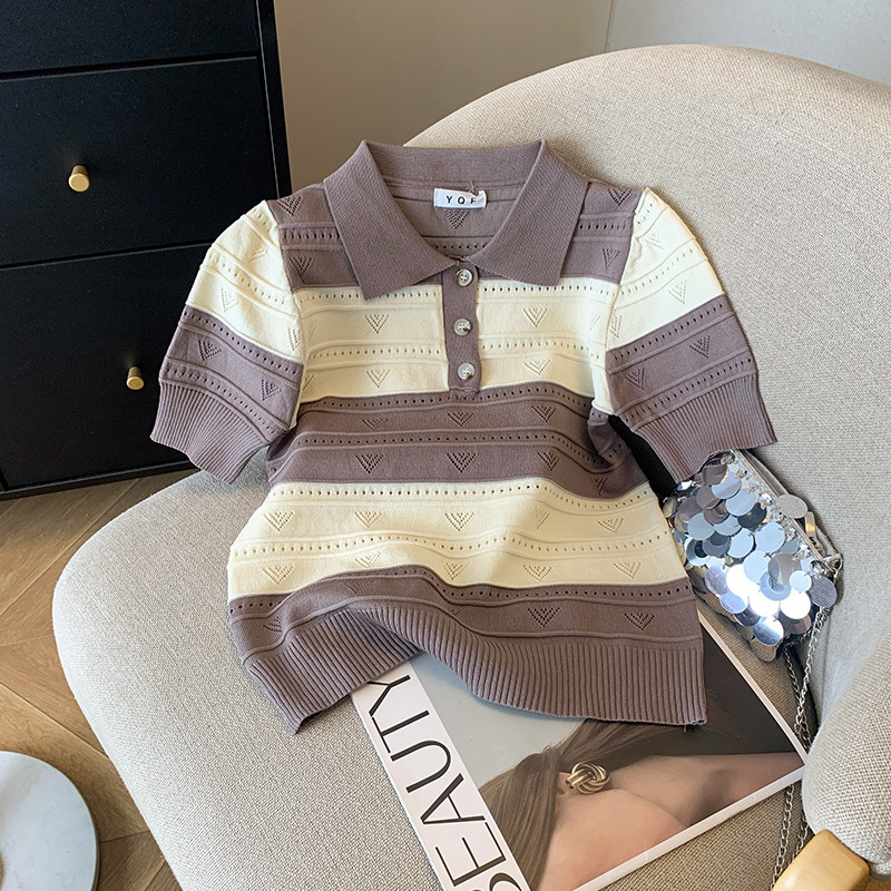 Real shot in stock summer new design sense niche contrast color chic short sleeve T-shirt ice silk sweater for women