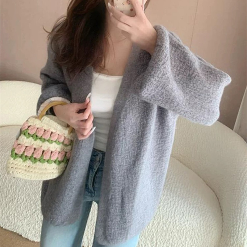 밝은 회색