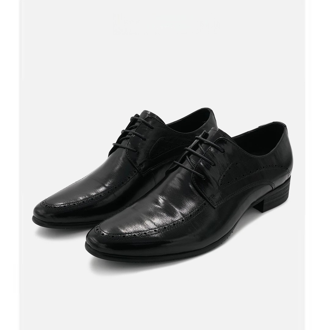 2025 New Men's Casual Leather Shoes British Style Men's Leather Shoes Lace-Up Breathable Business Casual Shoes Cowhide Simple