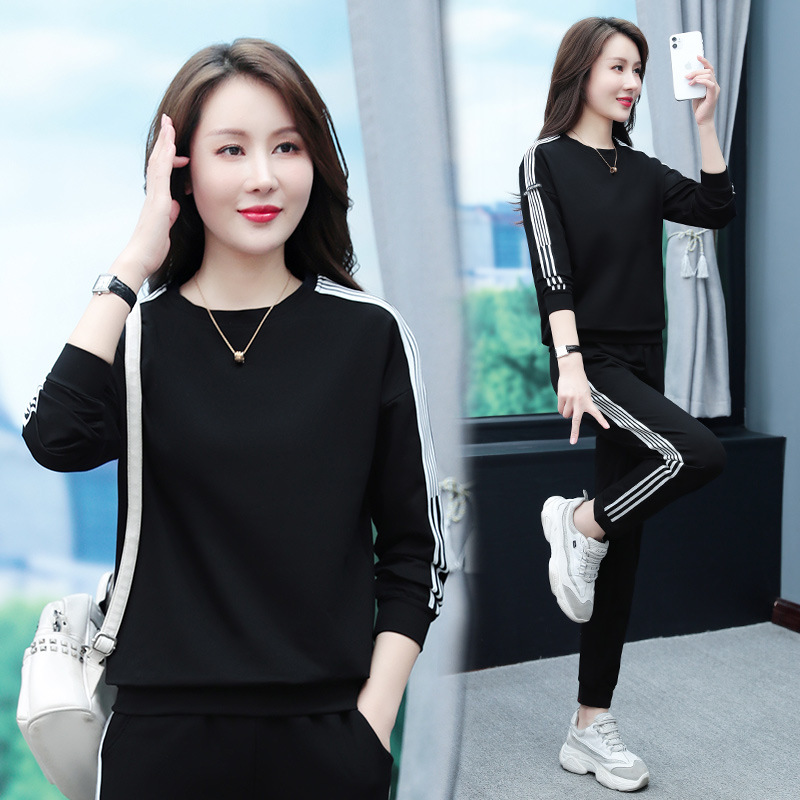 Casual sportswear suit women's spring and autumn long sleeve loose Western style black round neck sweater two-piece mom wear