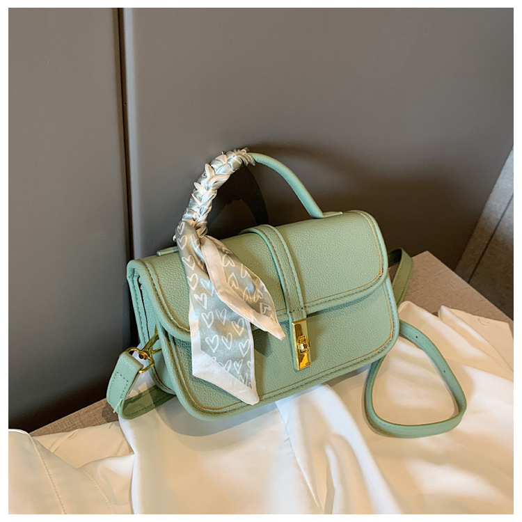 2023 Herbst und Winter neuer Stil, leichter Luxus, vielseitig, High-End-Retro-Umhängetasche für Damen, kleine quadratische Handtasche_voghion.com