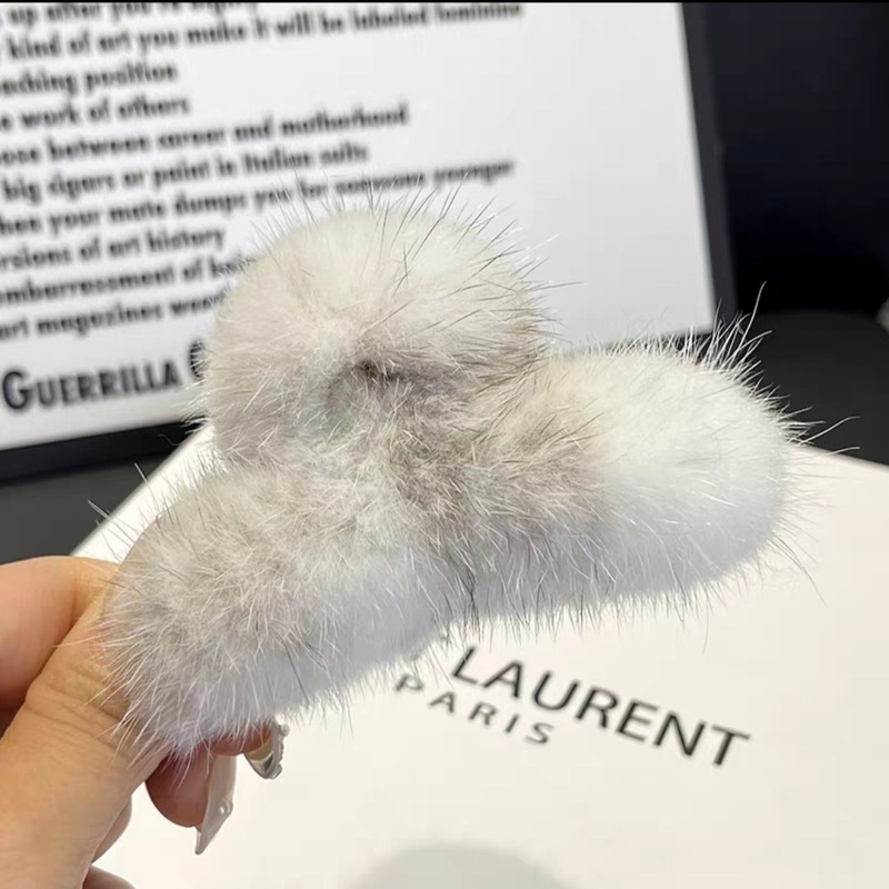 ミンクヘアグリッパー韓国のかわいいぬいぐるみヘアピン気質毛皮グリッパーバックヘッドクリップサメクリップ女性卸売|undefined