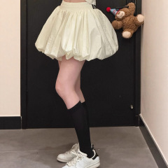 01405、Jennieは同じ花のつぼみのスカートの年齢を減らして蓬蓬のスカートのスカートを合わせます。