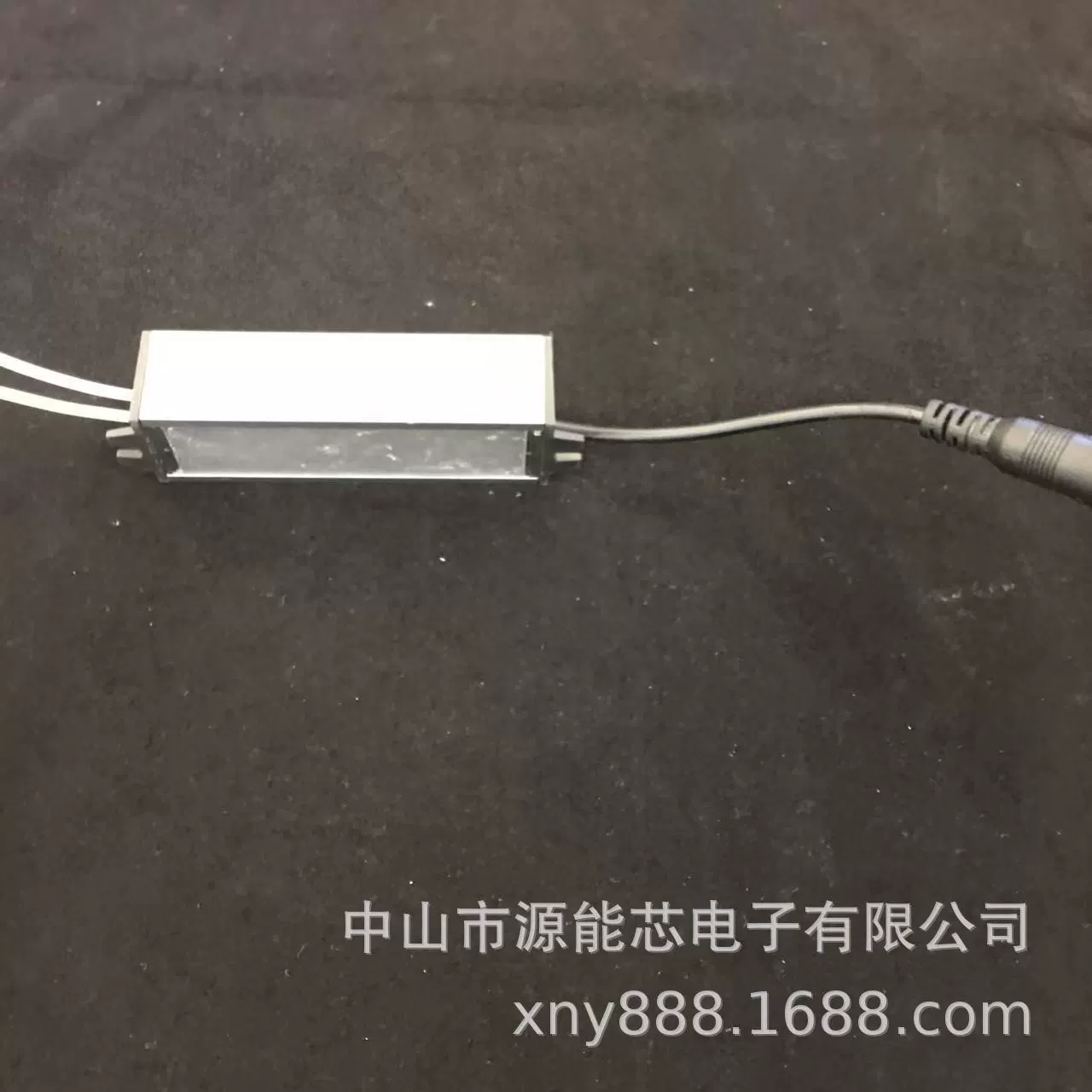 XNY48-68w Jiangsu Guangdong хиты продаж водонепроницаемая блок питания DC мужской разъем линия 230V прямоугольный лампа драйвер