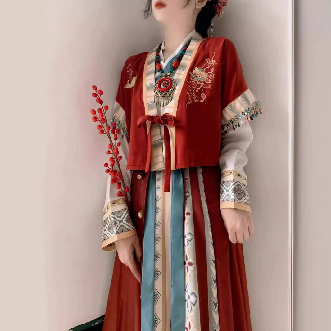 Tang Оригинальный 2024 новый Hanfu женские элементы Hanfu Ежедневное улучшение Wei Jinfeng Ежедневный весенний набор Tangzi