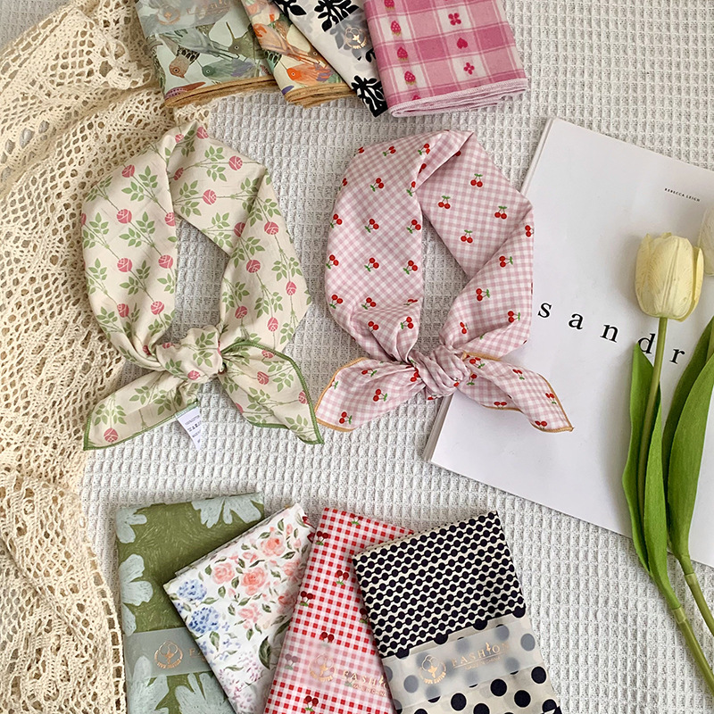 Bufanda de seda, bufanda cuadrada pequeña, nueva bufanda de seda literaria fresca, bufanda, bolso floral dulce, pañuelo en la cabeza, cinta para el cabello, serpentinas para el cabello