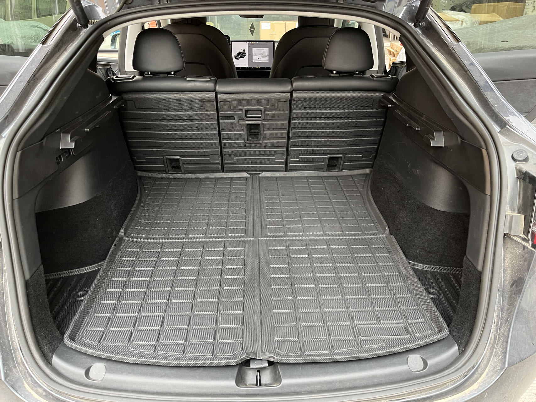 570d020ed6b242b451a890134338af