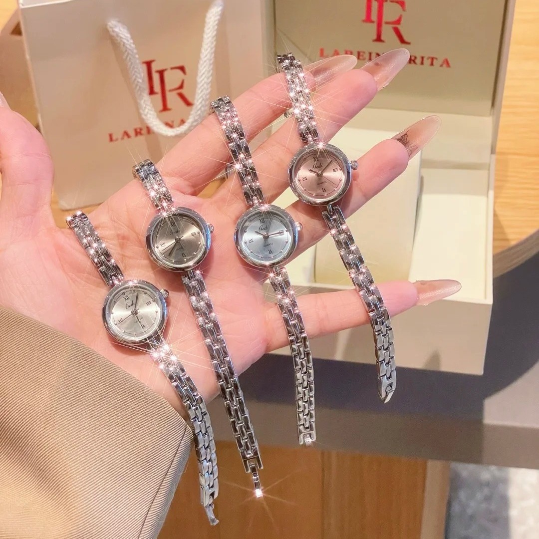 Quartz bracelet