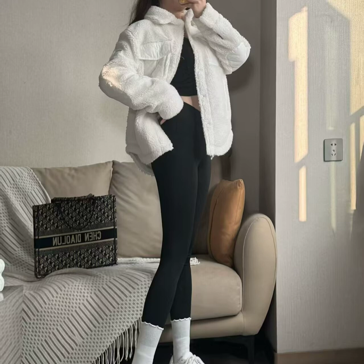 Оригинальное пальто Jisoo в осенне-зимнем стиле, средней длины, универсальное, минималистичное, модное, теплое, из овечьей шерсти, для женщин.