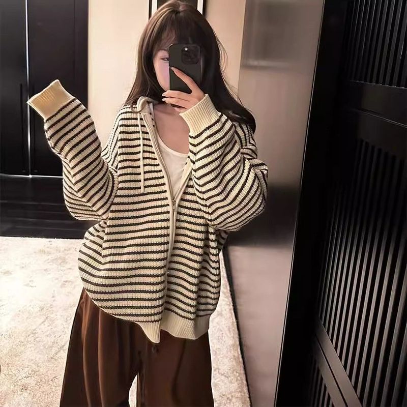 思蓓儿复古慵懒风条纹连帽毛衣外套女秋冬款软糯宽松拉链针织开衫|undefined