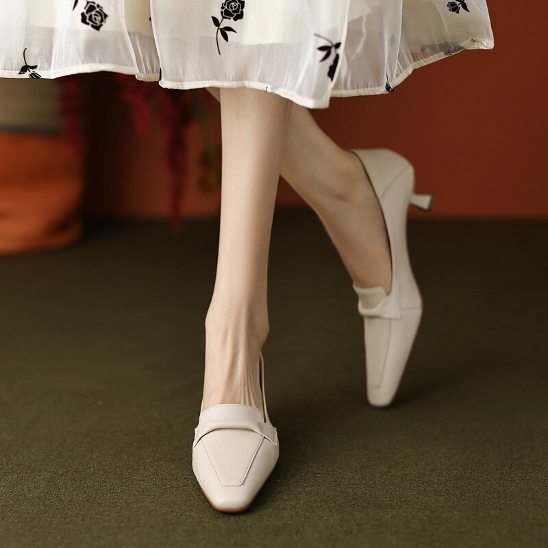 French-Style Elegant Square-Toe Mid-Heel Women's Shoes, New Spring and Autumn Fashion, Comfortable Soft Leather Kitten Heel 5cm Stiletto High Heels French-Style Elegant Square-Toe Mid-Heel Women's Shoes, New Spring and Autumn Fashion, Comfortable Soft Leather Kitten Heel 5cm Stiletto High Heels