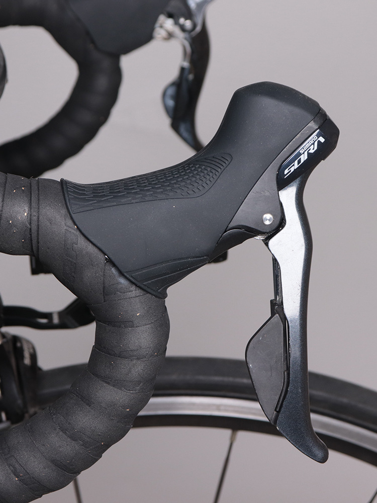 Description Picture 5 of itemBracket Covers for SHIMANO Claris ST-R2000 Sora ST-R3000 Road Bike Shifters Protective Hoods Rubber Sleeve Case R2000 R3000 3030