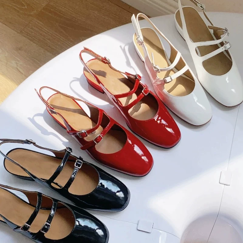 Большая мощность и та же модель! После пустого Mary Jen туфли на толстом каблуке 2025 новые сандалии Баотоу