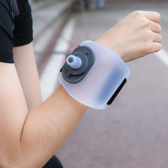 手首運動水筒携帯屋外小水筒に乗ってランニングします。