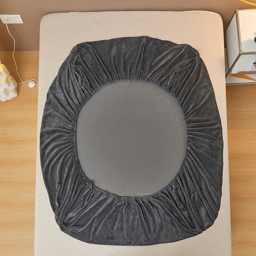 Cross-border pure color milk velvet bedspread single piece winter thick warm anti-slip mattress bed sheet pillowcase set of three