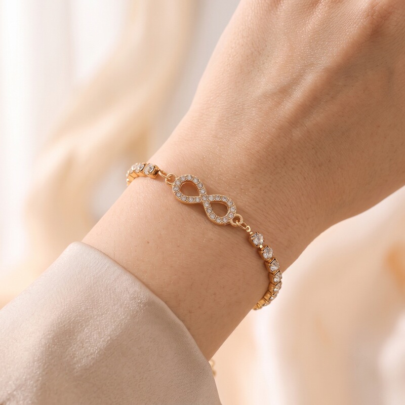Cross-border new product: color-retaining gold-plated figure-eight bracelet with diamonds, infinity symbol, diamond-studded tennis chain, niche women's wholesale Cross-border new product: color-retaining gold-plated figure-eight bracelet with diamonds, infinity symbol, diamond-studded tennis chain, niche women's wholesale
